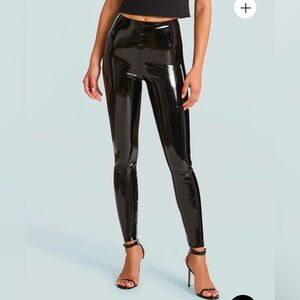 Commando Faux Patent Leather Legging